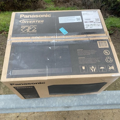 Panasonic 1.2 Cu. Ft. 1200W Microwave Oven w/ Inverter Tech - Stainless Steel - Picture 3 of 6