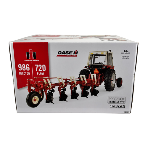 ERTL 1/16 International Harvester 986 Tractor w/ 720 Plow - Picture 3 of 5