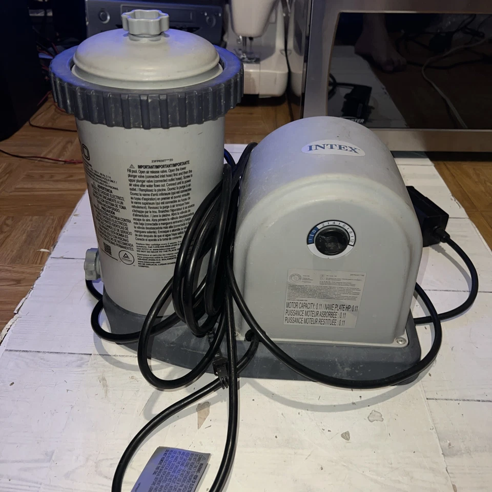 INTEX 28635EG C1500 Krystal Clear Cartridge Filter Pump for Above Ground Pools - Image 2 of 4
