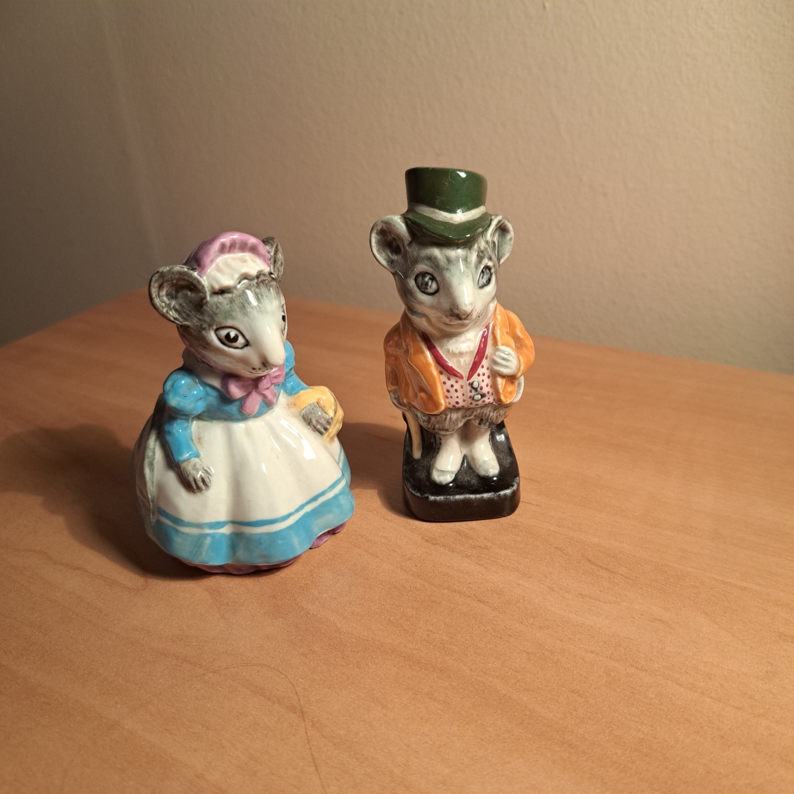 Picture 1 of 4
