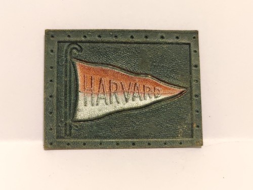 c1920 Harvard University - Tabak Leder Flagge Aufnäher College Zigarette Wimpel - Bild 1 von 3