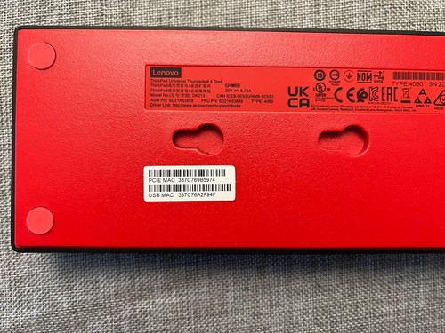 Lenovo ThinkPad Thunderbolt 4 Workstation Dock - Black/Red, With 135W AC Module - Photo 3/4