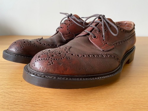 Zapatos brogue de cuero borgoña Tricker's vintage Reino Unido 11 - suelas nuevas - Imagen 5 de 8