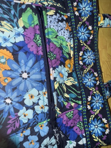 Vera Bradley Midnight Blues BEUTELTASCHE KNEBELVERSCHLUSS, 14" x 13" gebraucht - Bild 2 von 5