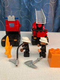 Lego Duplo Fire Truck Set 4977 Lights and Sound Fully complete 2007