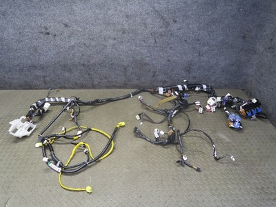 96-98 NISSAN STAGEA WGC34 A/T DASHBOARD DASH WIRE WIRING HARNESS W FUSE BOX OEM