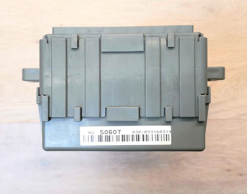 Honda Civic Type S FN FK MK8 2.2 Diesel N22A2 Interior Fuse Box SMG-E251 OE - Picture 8 of 8