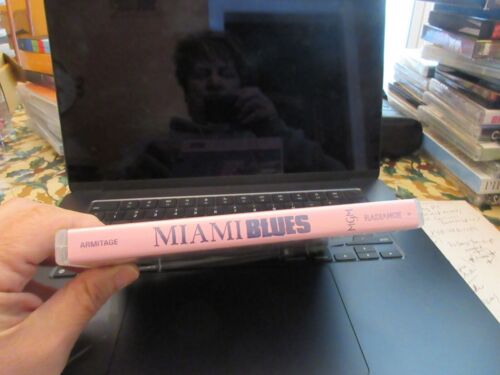 Miami Blues - Limited Edition REGION B Blu-ray w/ Booklet & Obi Strip - Radiance - Picture 3 of 4