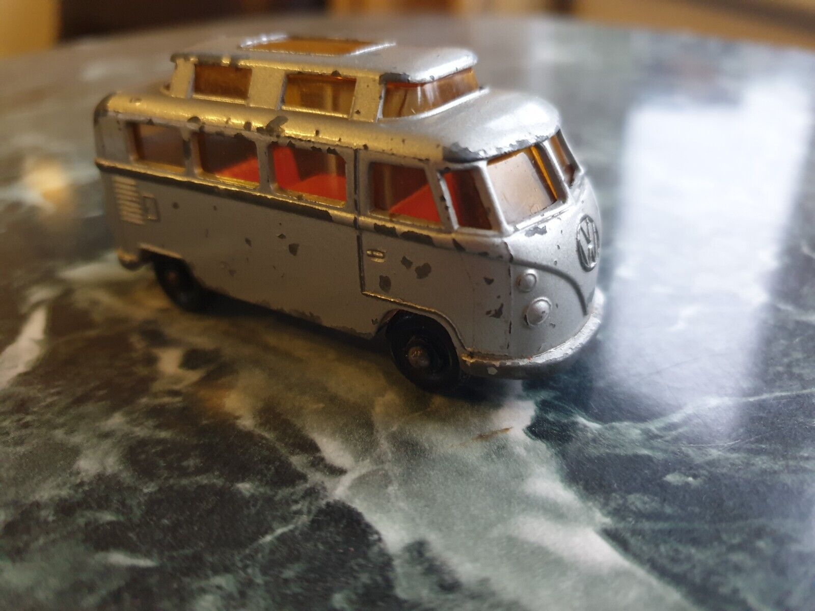Picture 4 of 6