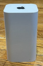 Apple AirPort Extreme A1521 3-Port Gigabit Wi-Fi 802.11ac Router ME918LL