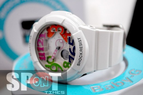 Casio Baby G Neon Dial Reloj para Damas BGA-131-7B3 - Imagen 2 de 5