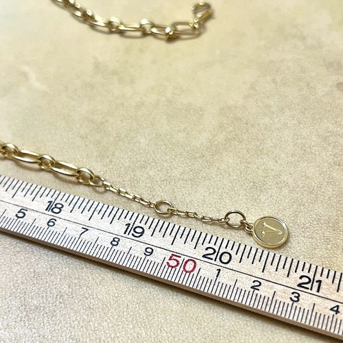 Vince Camuto Howlite Gemstone Pendant Necklace, Green Rhinestone & Gold Tone - Picture 8 of 12