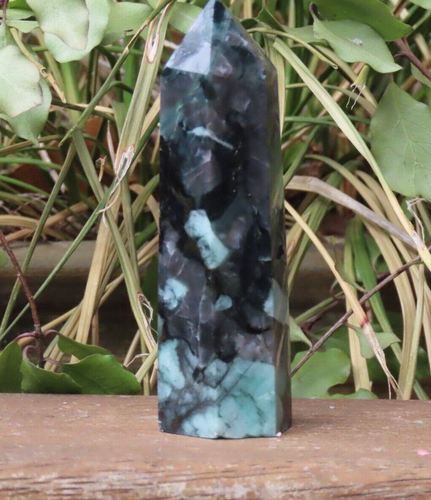 Emerald Polished Crystal Generator 89 Grams Natural Green 86mm Tall From Brazil - Bild 7 von 10