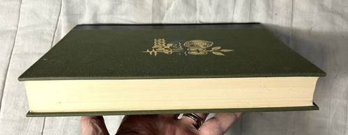 The Origin of Species Charles Darwin Heritage Club Sandglass 1963 HC & Slipcase - Picture 7 of 18