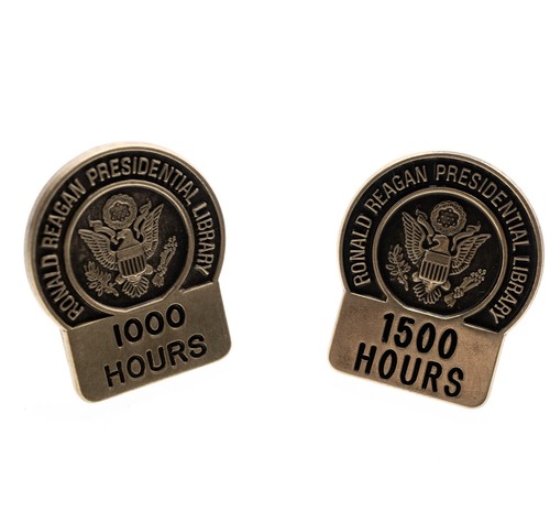 Two Ronald Reagan Library Souvenir Pins 1500 and 1000 Hours 3/4in Made USA Used - Picture 3 of 11