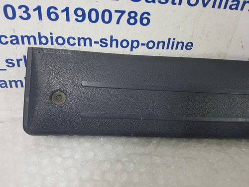 7700830939 MODANATURA COPRI MONTANTE SOTTOPORTA DX = SX RENAULT TWINGO 1993>2007 - Foto 6 di 8