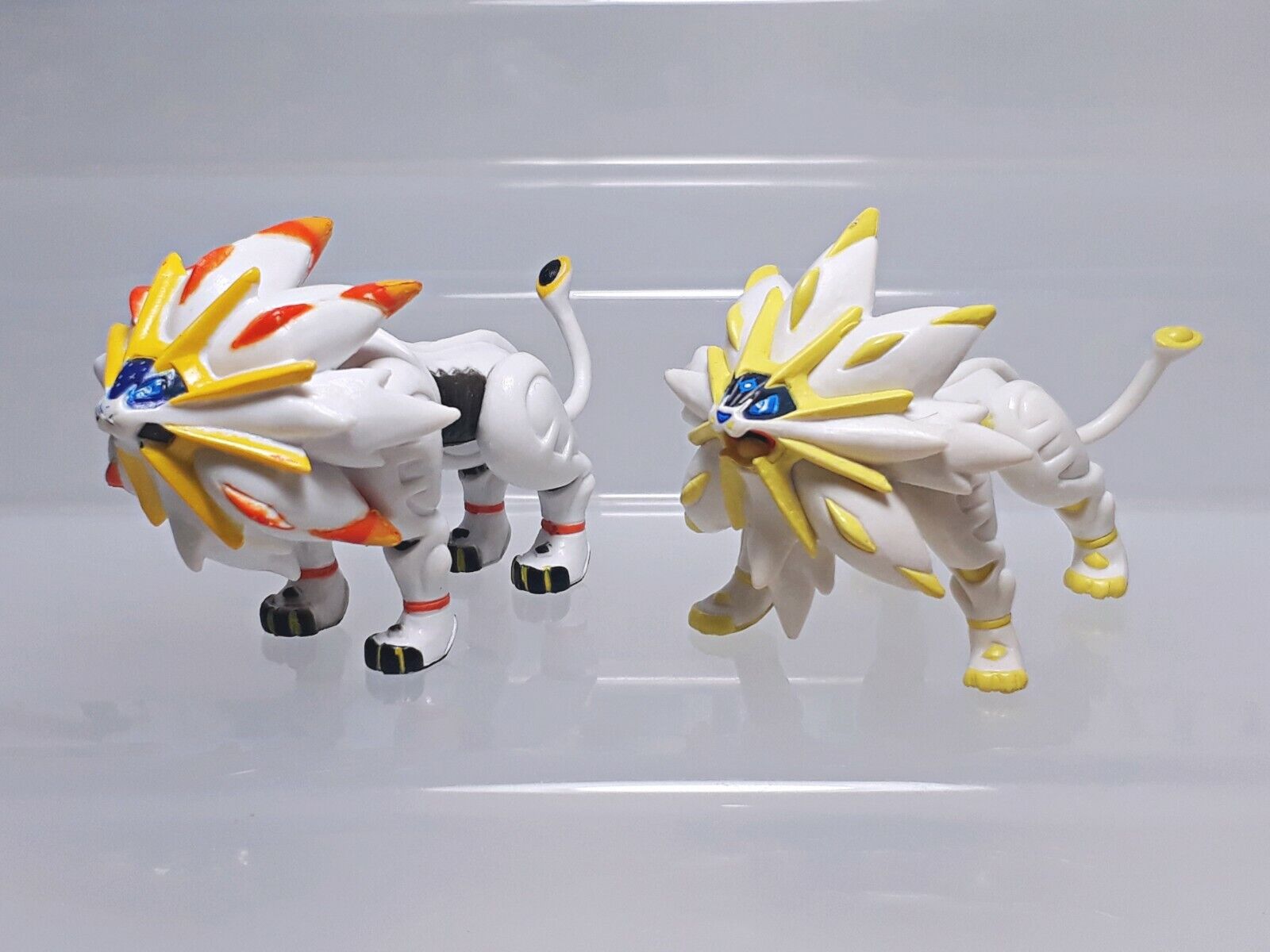 Pokémon-Figurine légendaire Solgaleo 30 cm