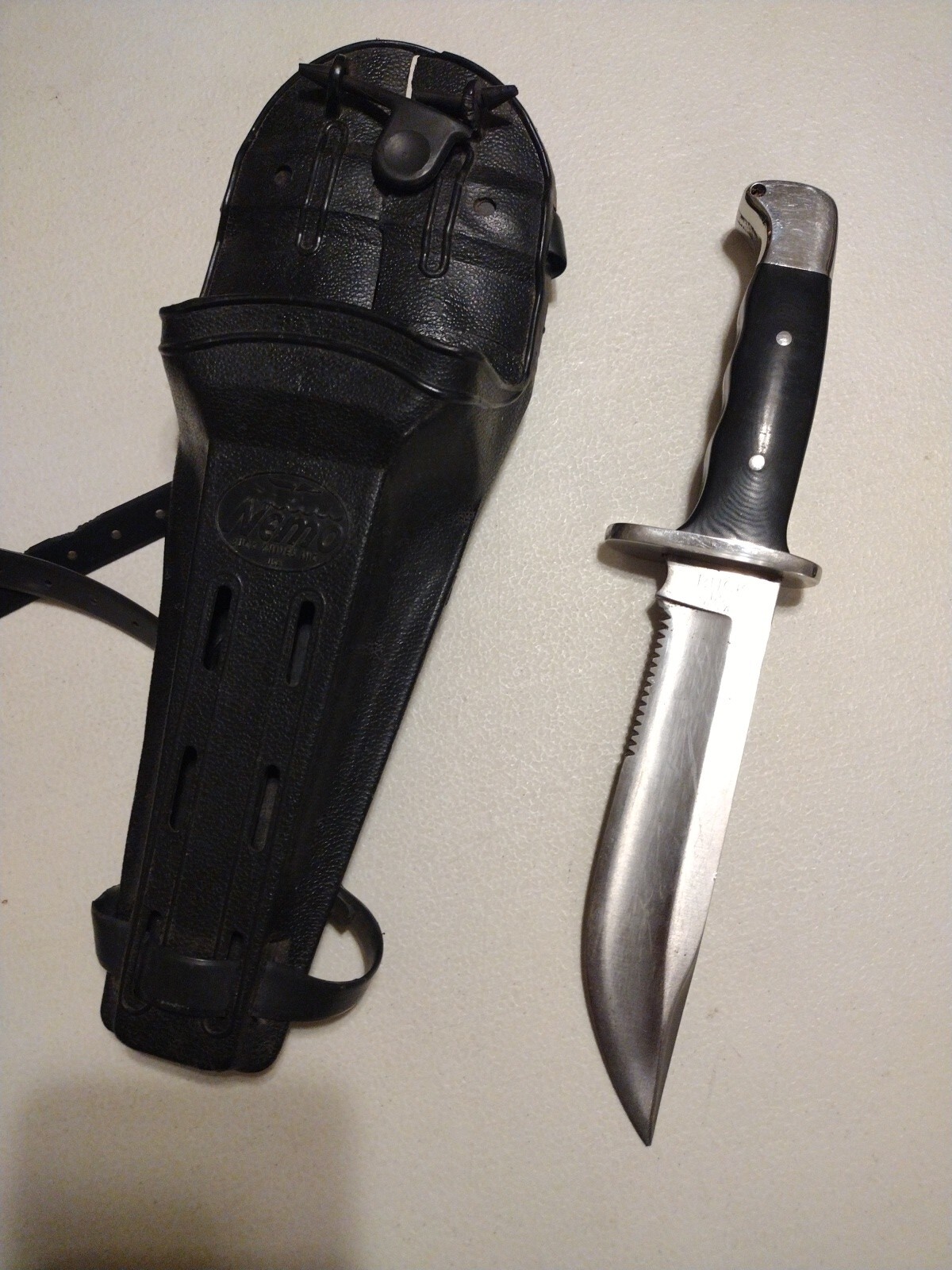 Vintage Buck 122 Diving Knife FBI Chief Inscription Cracked Nemo Sheath