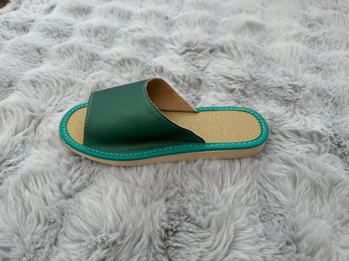 Women’s 100% Leather Slippers In Butterfly Style. - Picture 13 of 41