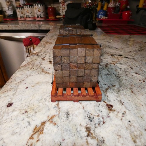 1 Each Handmade Redwood G Scale Train Car Pallet Load of Redwood Ties or Posts? - Picture 5 of 8