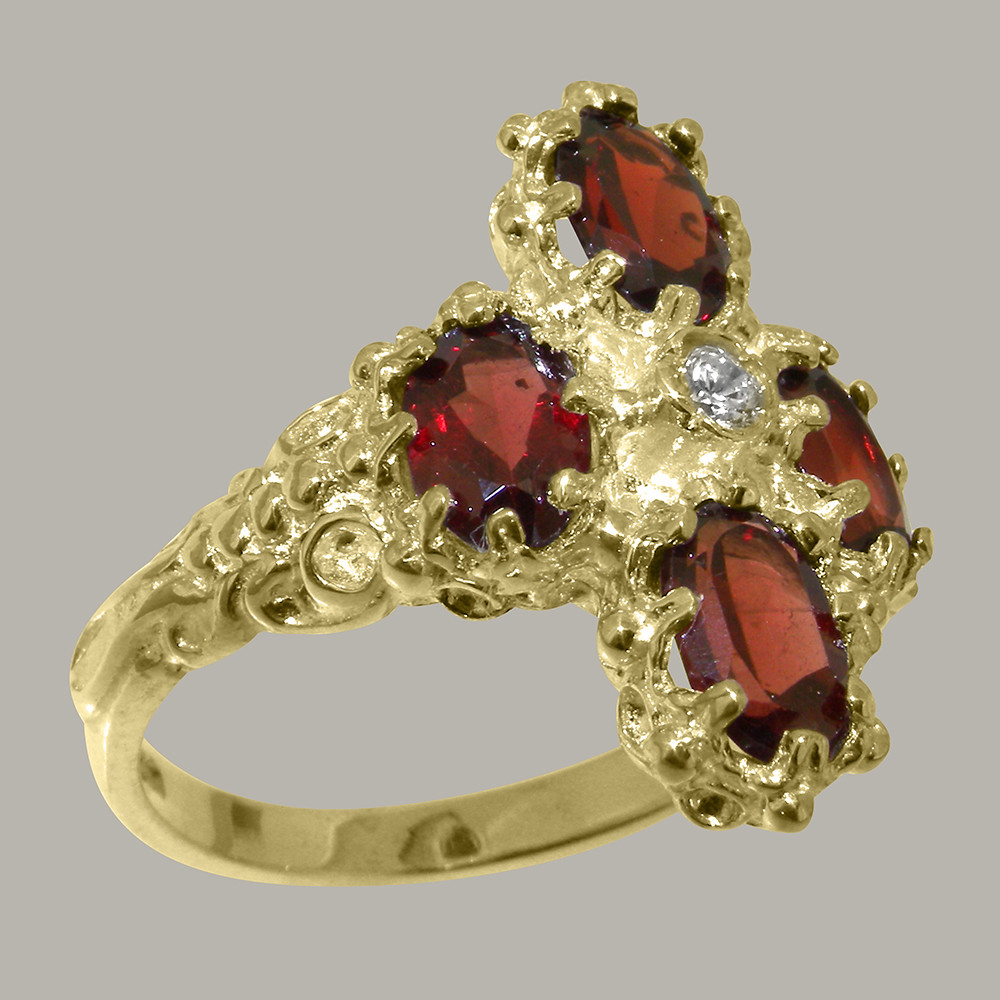 9ct Yellow gold Natural Diamond & Garnet Womens Cluster Ring - Sizes J to Z 9ct Yellow gold Natural Diamond & Garnet Womens Cluster Ring - Sizes J to Z