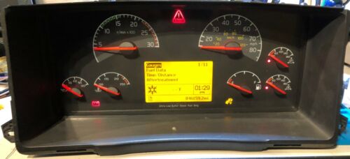 2006-2014 VOLVO VNL USED DASHBOARD INSTRUMENT CLUSTER FOR SALE - 第 1/7 張圖片