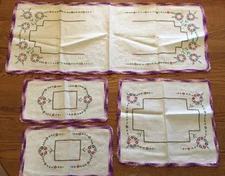 VINTAGE set of 4 HAND EMBROIDERED RUNNER OR DRESSER SCARF Floral Purple edging