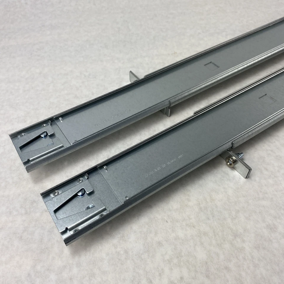 Cisco L + R Rail Kit Set 700-35824-01 700-35838-01 Outer 700-35828-01 Inner - Image 4 of 4