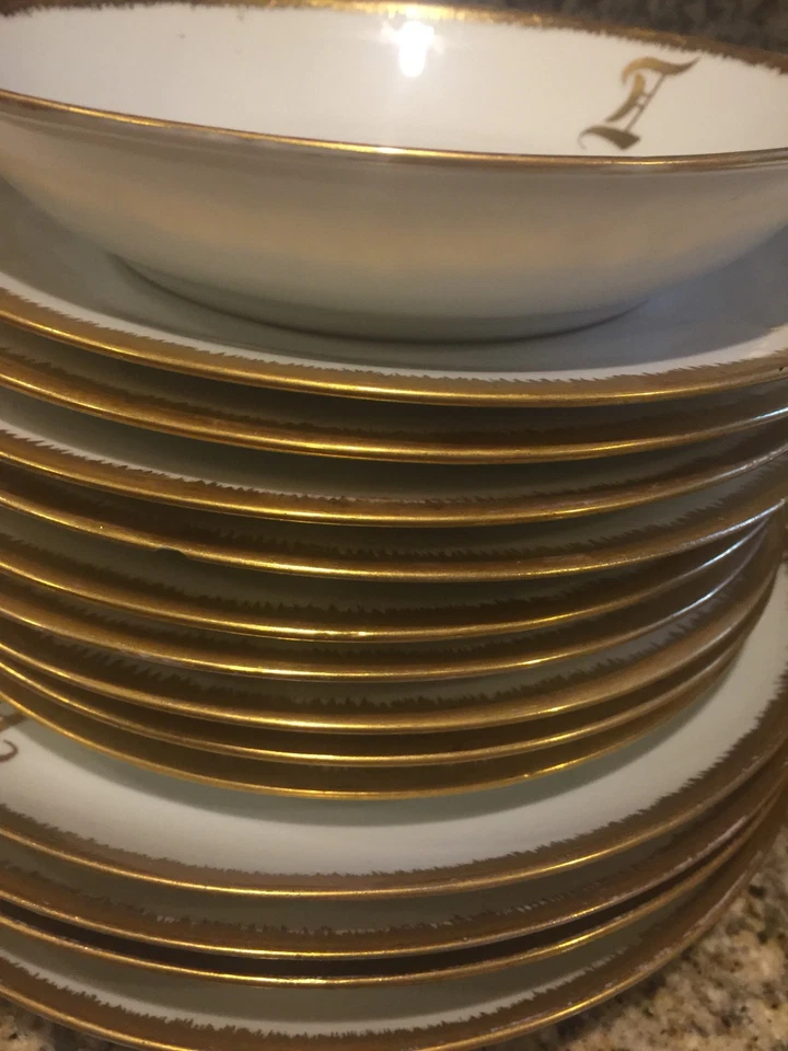 Waimar Germany Porcelain Vintage Dinner Set White Gold 23 Pieces - Image 4 of 4