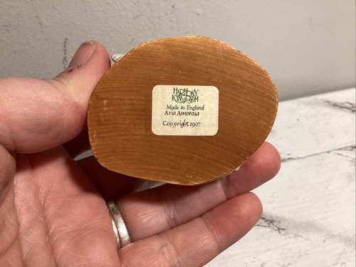 1997 Harmony Kingdom Aria Amorosa von Peter Calvesbert Seals - Bild 3 von 3