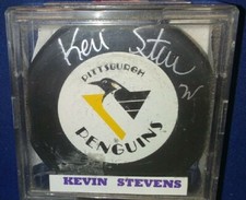 Vintage KEVIN STEVENS AUTOGRAPHED Trench Mfg NHL PUCK  Pittsburgh Penguins wCOA 