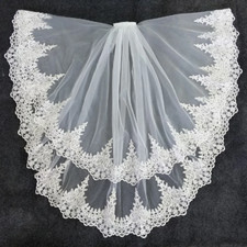 2 Layers Bridal Wedding Veils with Comb 75CM Elbow Length Applique Lace Edge