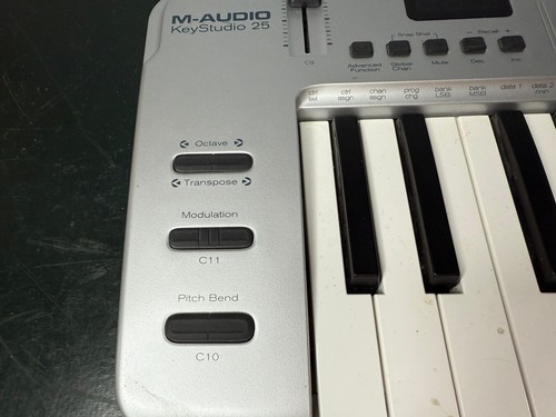 M-Audio KeyStudio 25 MIDI Controller Keyboard Mini USB Board As Photographed - Picture 3 of 9