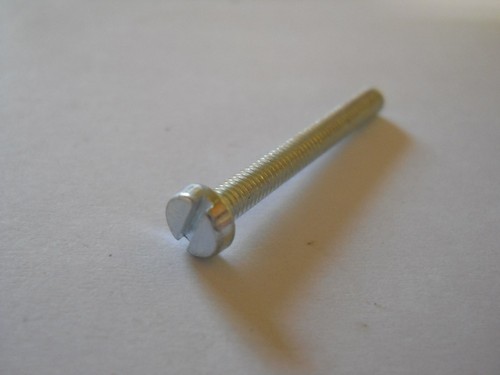 100 x ZYLINDERSCHRAUBEN MIT SCHLITZ  M 3 x 25  4.8  -DIN 84- - Imagen 2 de 2