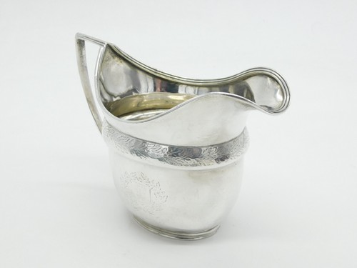 Victorian Sterling Silver Floral Pattern Cream Jug Antique 1880 London - Picture 5 of 5