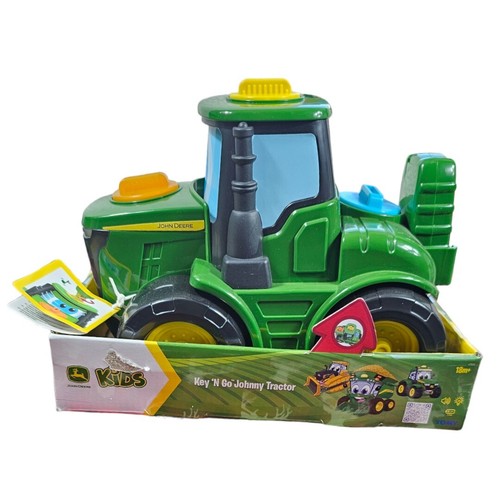 John Deere Kids Key n Go Johnny Tractor Ages 18m farm AND SOUNDS NIB - Picture 6 of 8