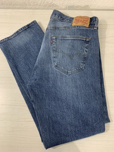 Levi's 501 Button Fly Men's 36x30 Straight Leg Blue Jeans Denim Pants - Picture 2 of 7