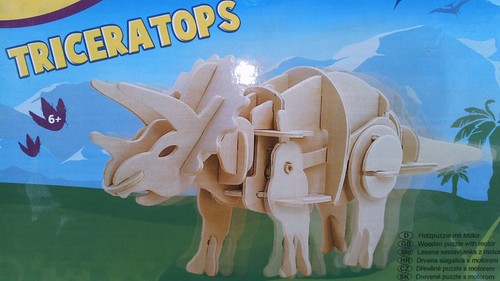 Triceratops, 3D-Holzpuzzle mit Motor und Batteriehalter, 45 Teile, ab 6 Jahren - Bild 1 von 8