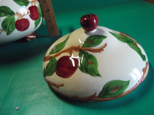 Franciscan California USA Hand Decorated APPLE 3-Toed Footed Soup Tureen - Picture 4 of 13