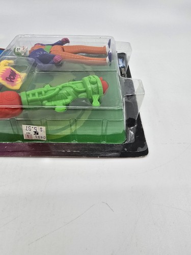 DARK KNIGHT COLLECTION kenner KNOCKOUT JOKER sealed MOC BATMAN  1990 Hm - Picture 7 of 13