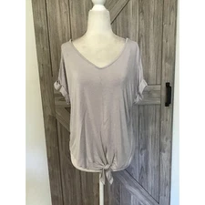 Wasabi + Mint size small tie front top