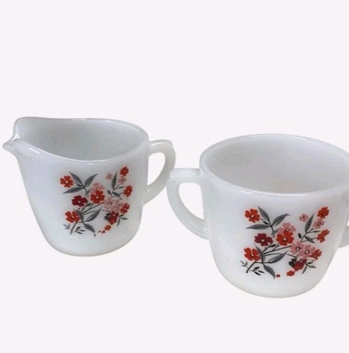 60er Jahre Vintage FireKing Milchglas Primel Milchkännchen & Zuckerdose - Bild 2 von 3