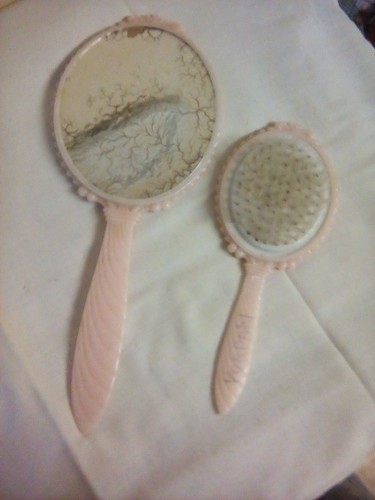 Vintage Hand Mirror And Hair Brush Vanity Set Gold tone floral NICE! - Picture 5 of 6