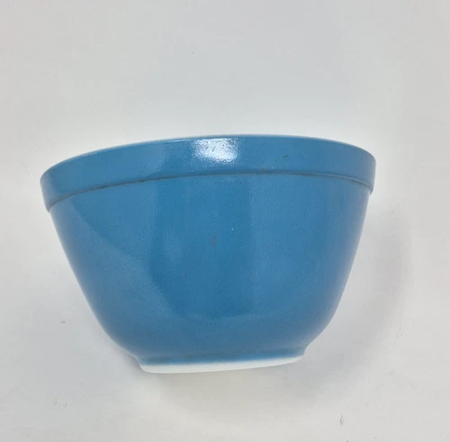 Vintage Pyrex Primary Blue 401 Small Mixing Bowl Glass 1.5 Pint Ovenware
