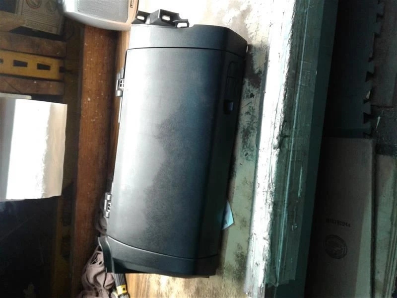 Guantera CX-7 2011 328341 Foto 2 de 4