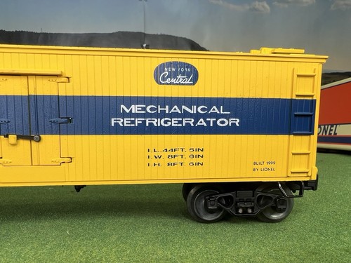 LIONEL 6-26993 NEW YORK CENTRAL PHENOLIC CAST REEFER CAR NYC- NEW IN BOX C-10 - Picture 3 of 18
