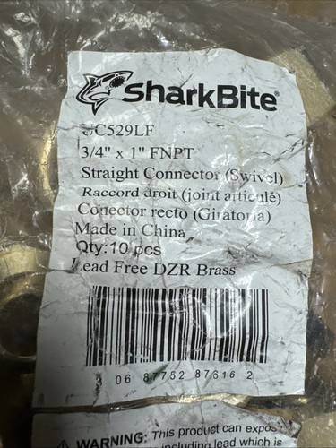 Lot of 10 SharkBite Straight Connector Swivel Brass Adapters 3/4" x 1" UC529LF - Picture 2 of 3