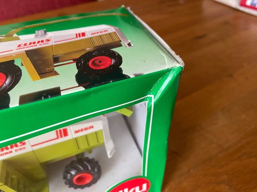 Siku Farmer 1:32 3855  Claas Jaguar 695 mit Maishäcksler  Grün Traktor,Schlepper - Bild 4 von 9