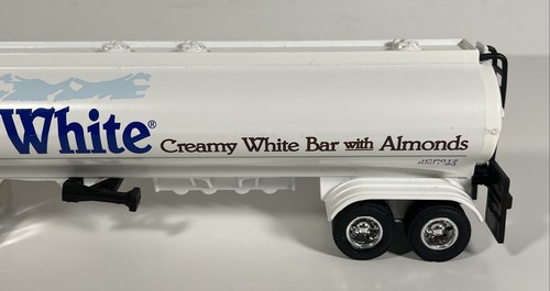 Ertl 1/64 WhiteGMC Semi Truck Nestle Alpine White Chocolate Tanker Trailer - Bild 7 von 13