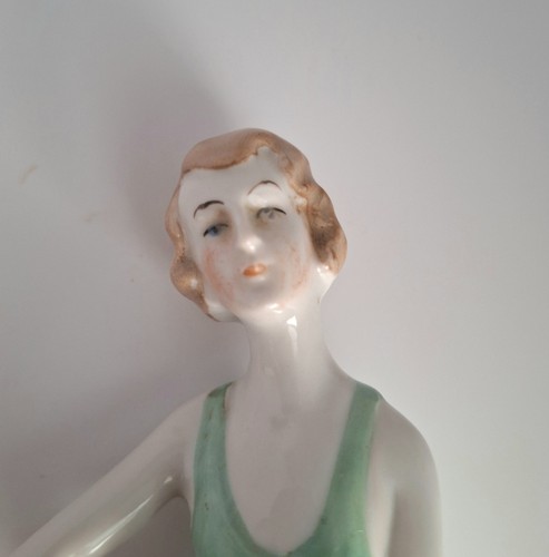 German Porcelain Half Doll Clothes Brush Whisk Broom Vintage 1920s Flapper 8” - Picture 6 of 18